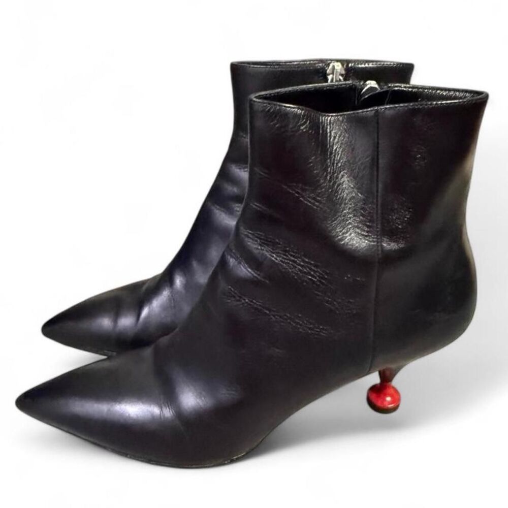 Prada Women's Black and Navy Boots